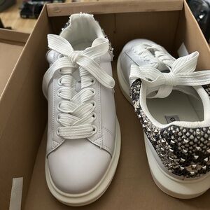 Steve Madden men’s sneakers